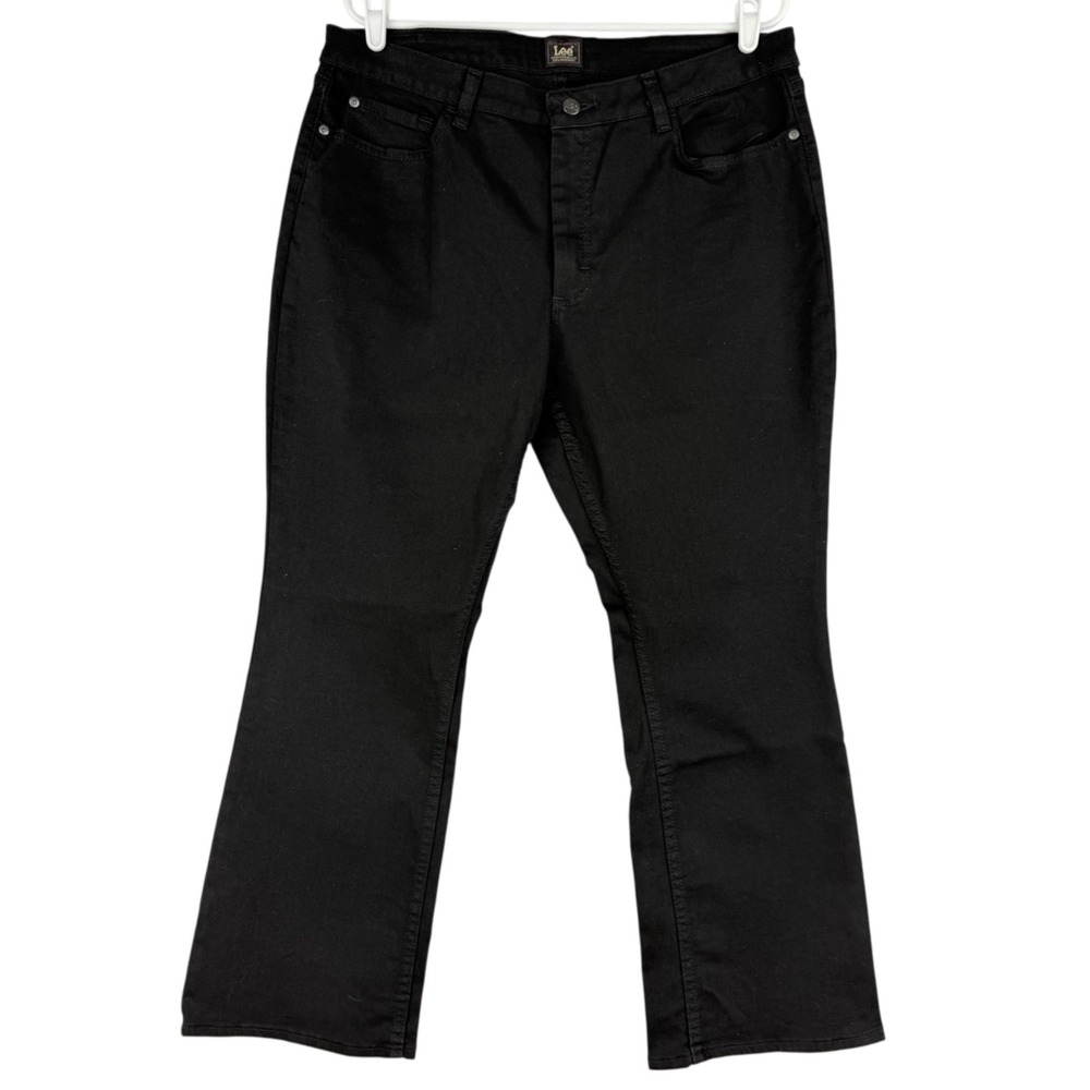 Lee Women's Boot Cut Mid Rise Deep Dye Stretch Black Jeans Size 16 Short NWT